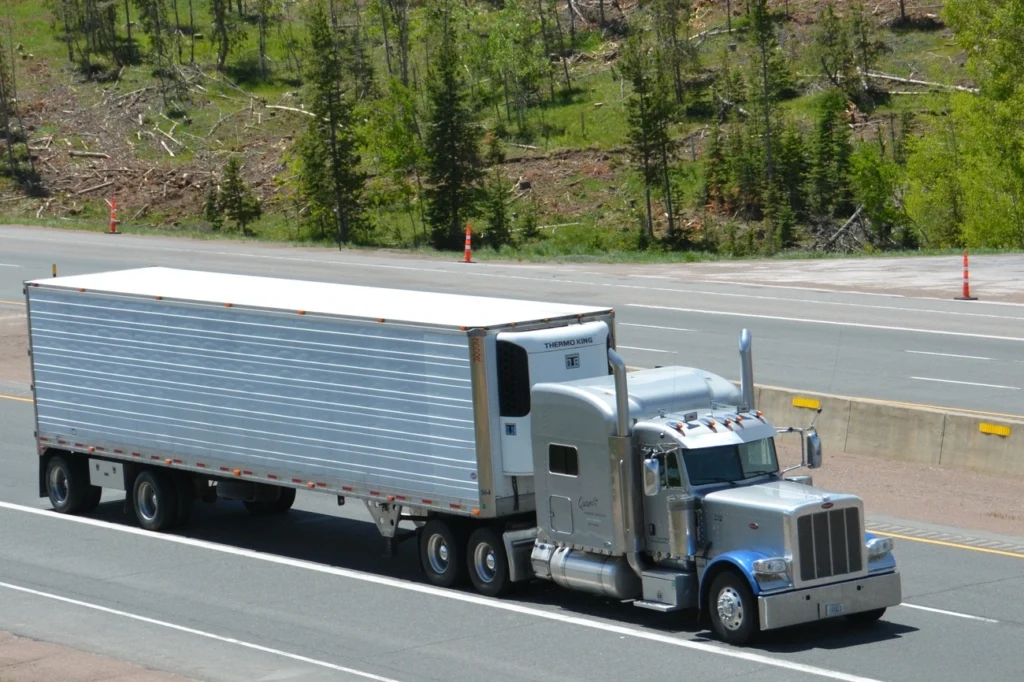 Reefer Truck | Logity Dispatch